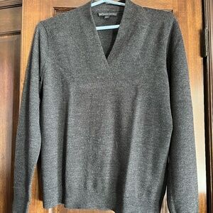 Charcoal Grey Brooks Brothers Women's Merino Wool v-Neck Sweater Sz L